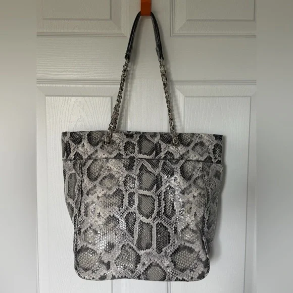 🆕 NINE WEST Caroline Faux Leather Snakeskin Tote NWT Large Purse HandBag Grey - Picture 3 of 15